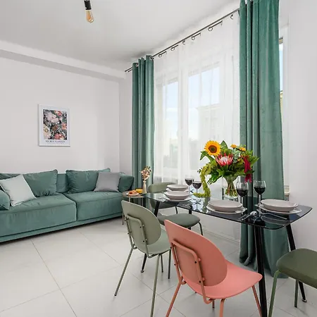 Lumina I Charming 3-room I Center I Ac I Parking * Varsóvia