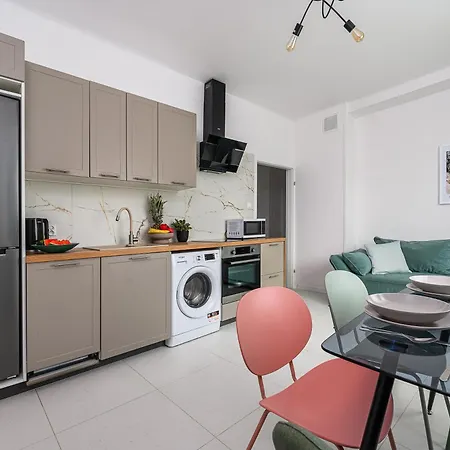 Lumina I Charming 3-room I Center I Ac I Parking