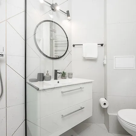 Lumina I Charming 3-room I Center I Ac I Parking