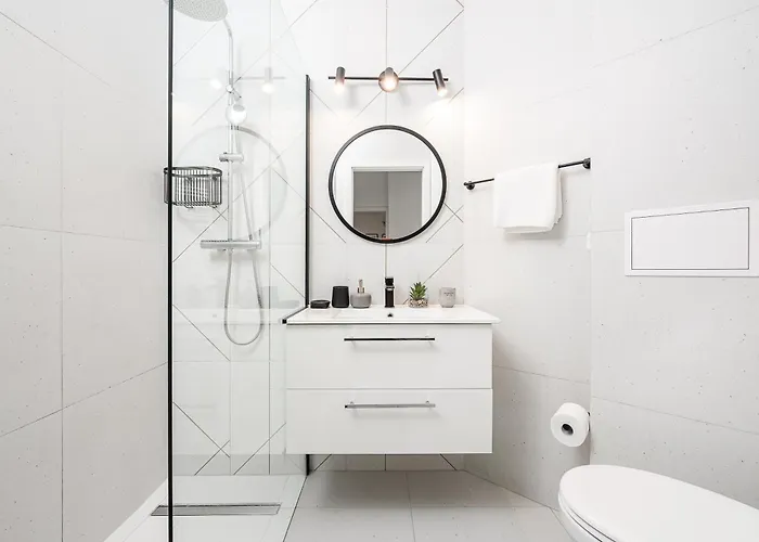 Lumina Charming 3-room In The Heart Of